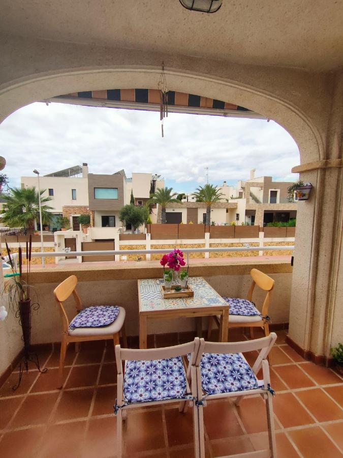 Casa De Buenos Dias Lägenhet Torrevieja Exteriör bild