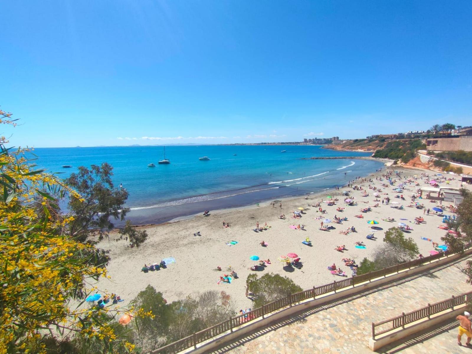 Casa De Buenos Dias Lägenhet Torrevieja Exteriör bild