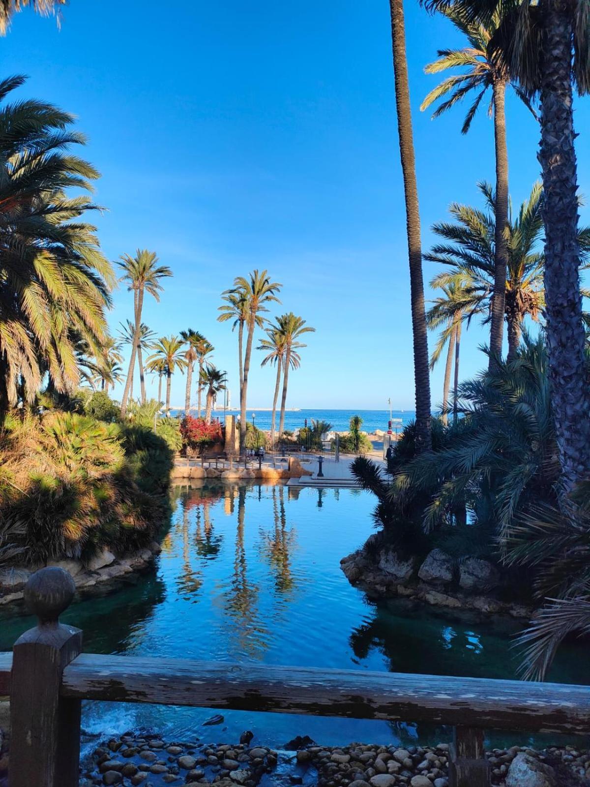 Casa De Buenos Dias Lägenhet Torrevieja Exteriör bild